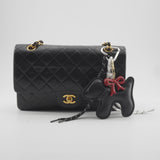 Charms chien noir