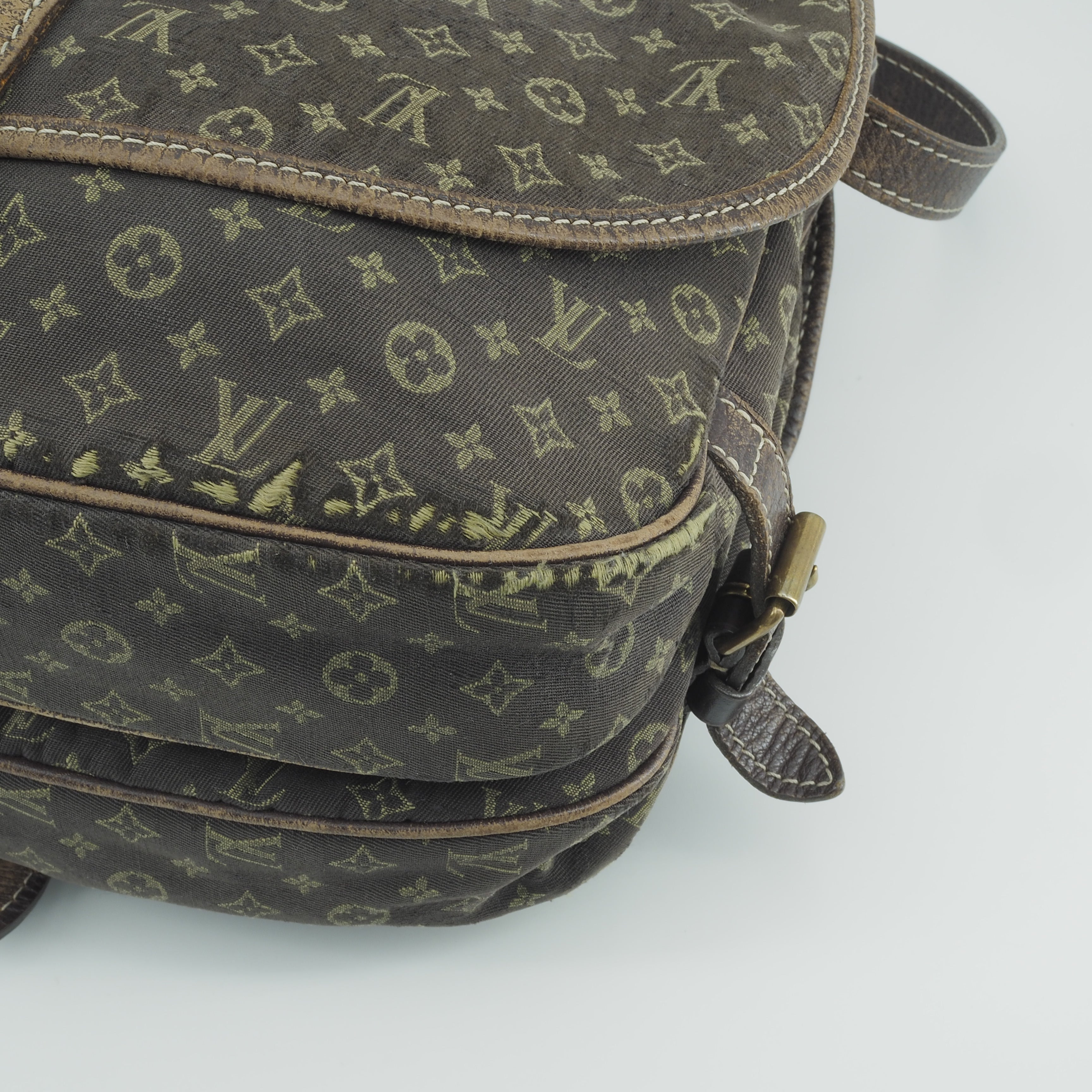 Louis Vuitton Saumur 30 Cross-body bags LOUIS VUITTON Brown Cotton