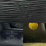 Louis Vuitton Handbag Black Undefined