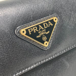 Pochette Vintage Prada Triangle en Cuir Saffiano Noir