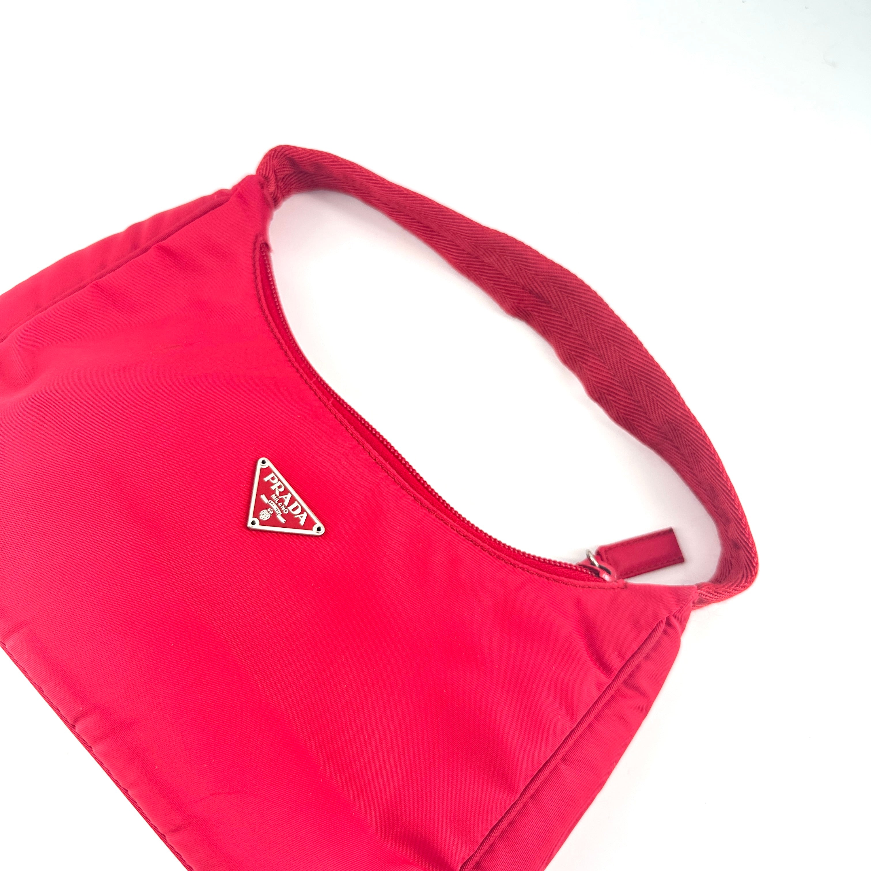 Sac Hobo Prada vintage en nylon rouge