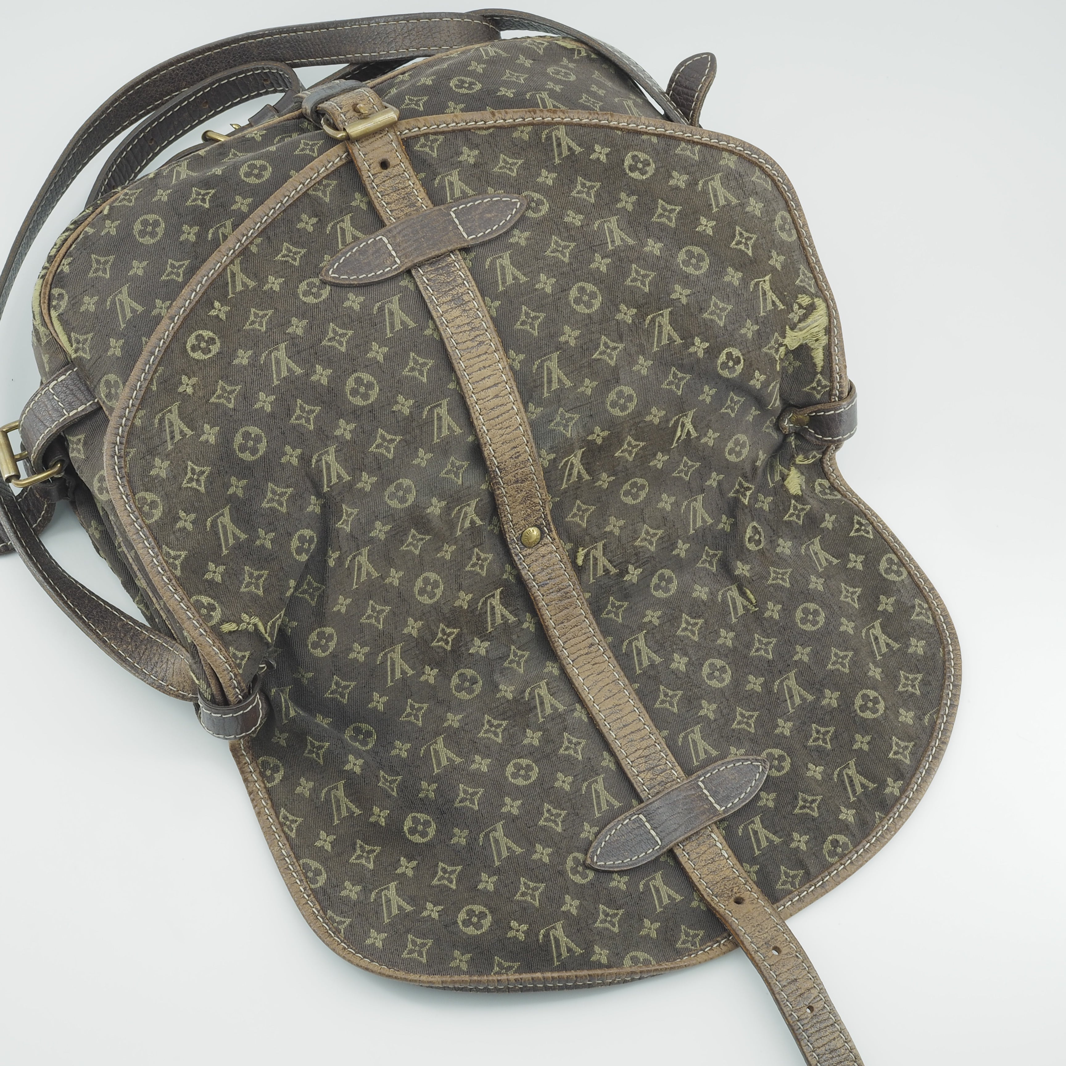 Louis Vuitton Saumur 30 Cross-body bags LOUIS VUITTON Brown Cotton