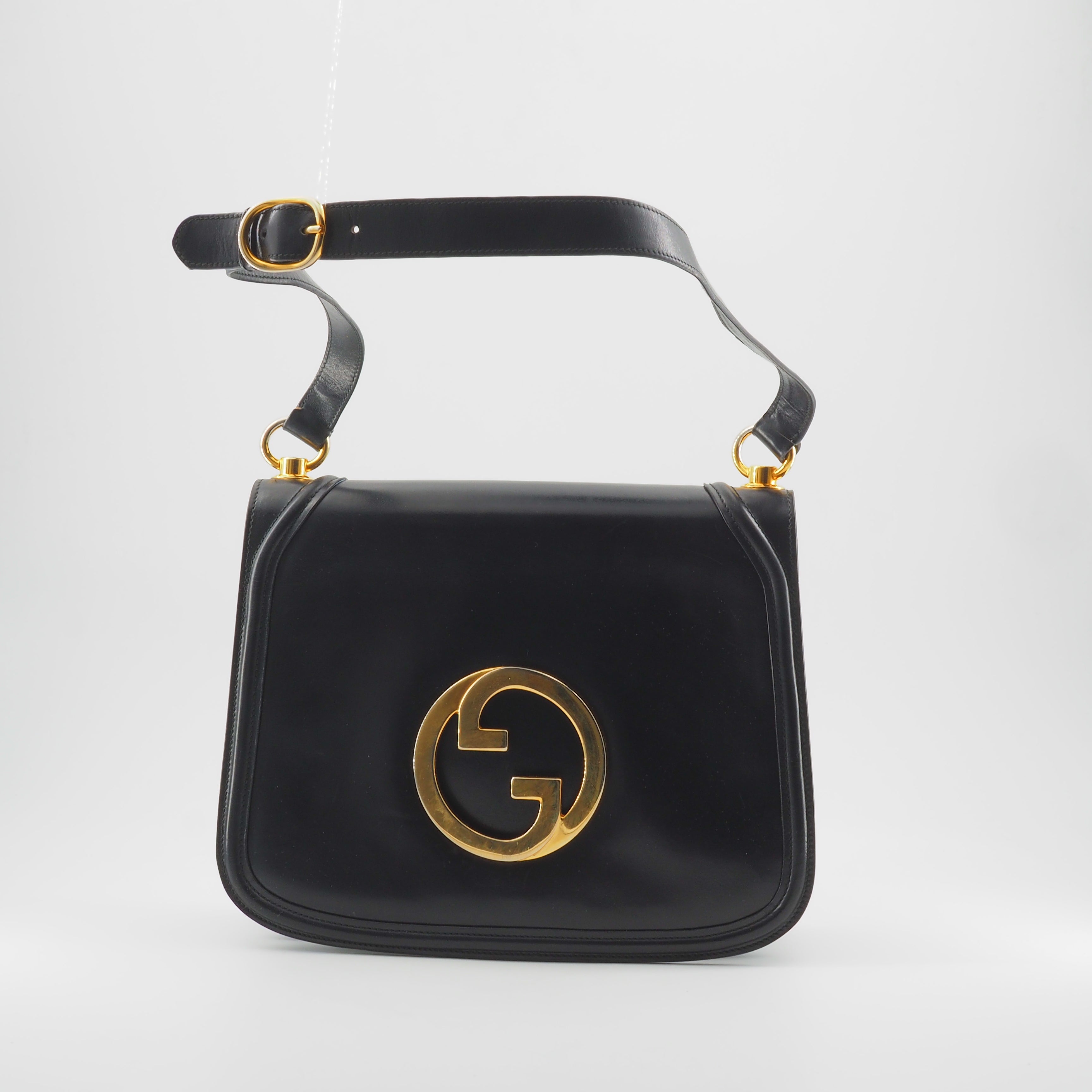 Gucci bag                             Shoulder bags                              [object Object] undefined undefined