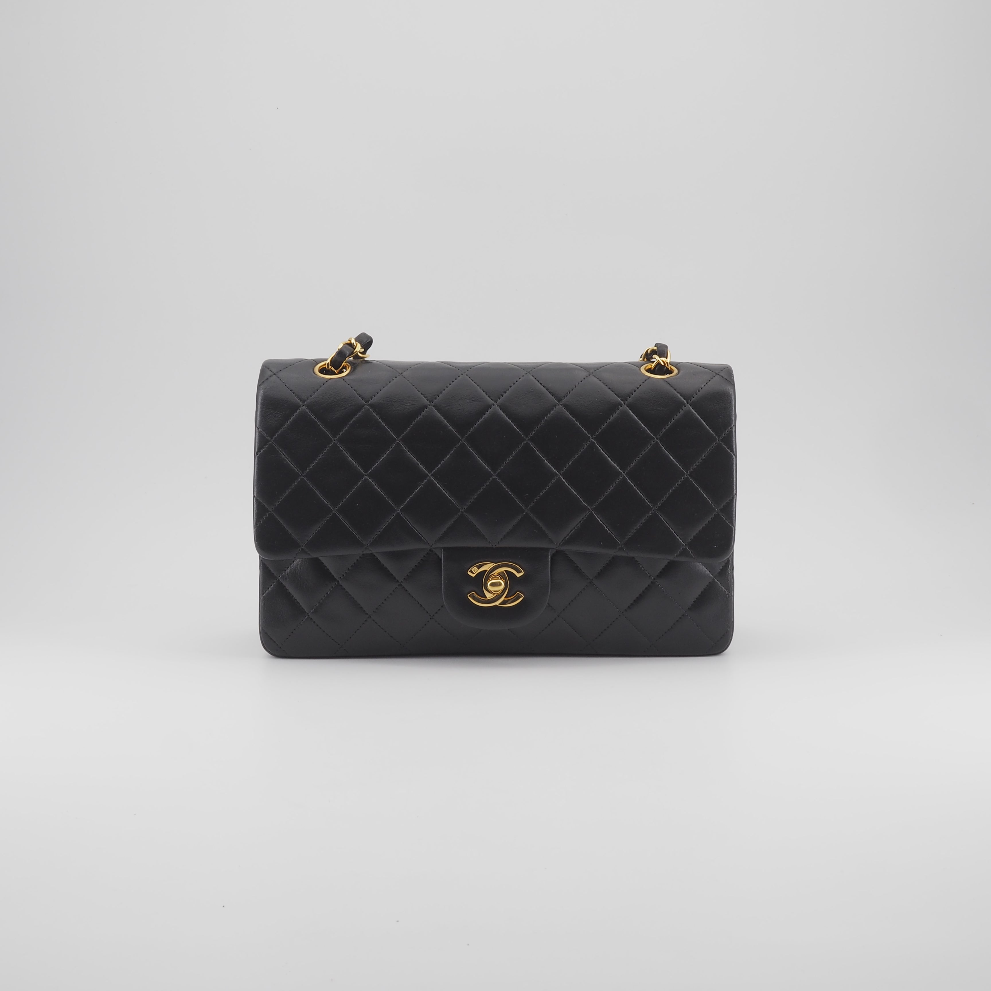 Timeless 25 Shoulder bags CHANEL Black Leather